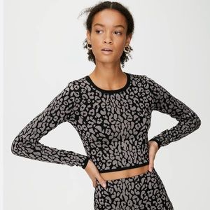 Sunday Best Volpe shimmering cropped sweater/top